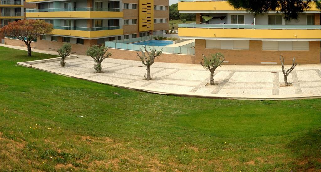 Quarteira Holidays Vilamoura Bagian luar foto
